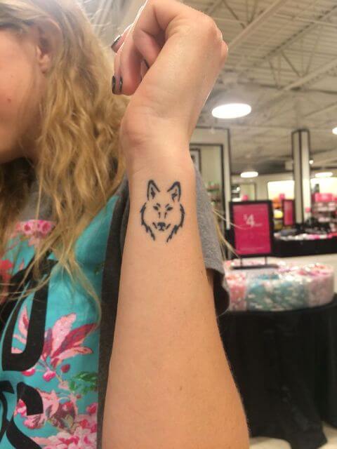 Simple Wolf Tattoos