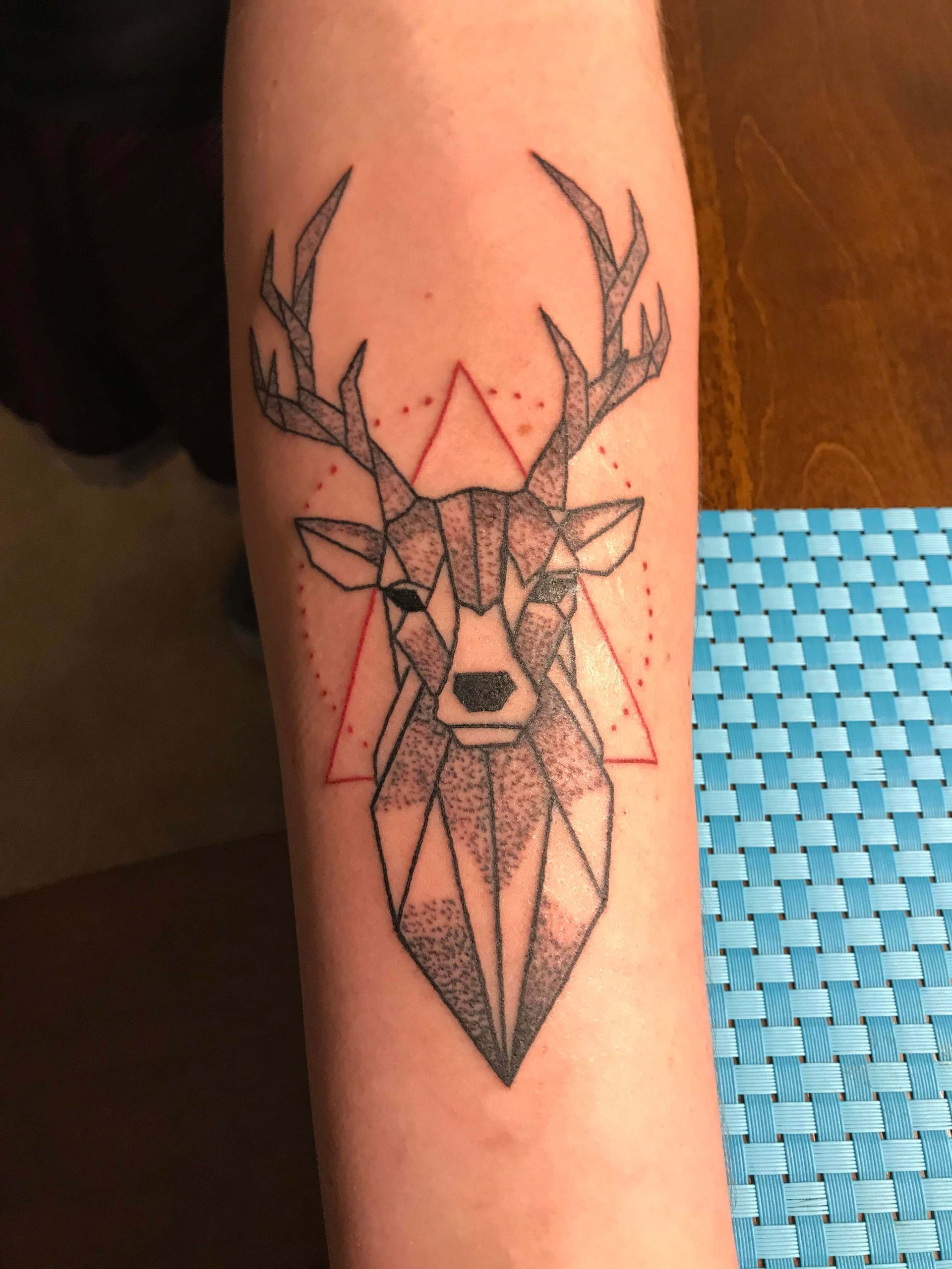 geometric deer tattoo ideas Geometric deer tattoo