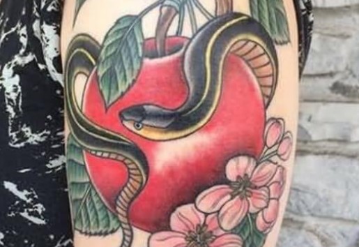 15-snake-apple-tattoo-designs-petpress