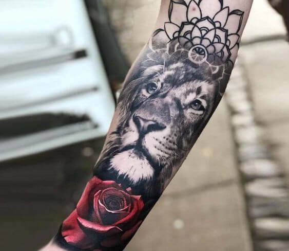 12+ Best Lion and Rose Tattoo Designs | PetPress