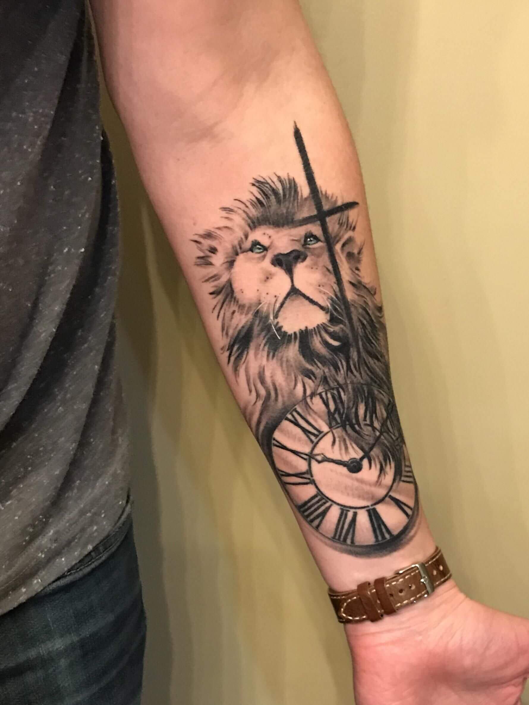 12+ Best Lion & Cross Tattoo Designs PetPress