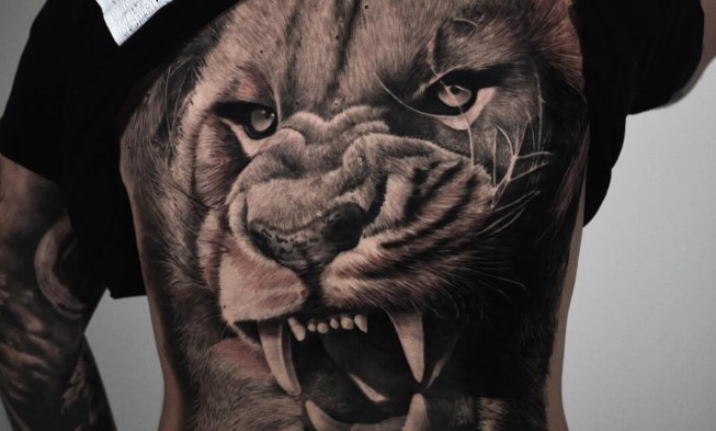 15 Realistic Lion Back Tattoo Designs and Ideas PetPress