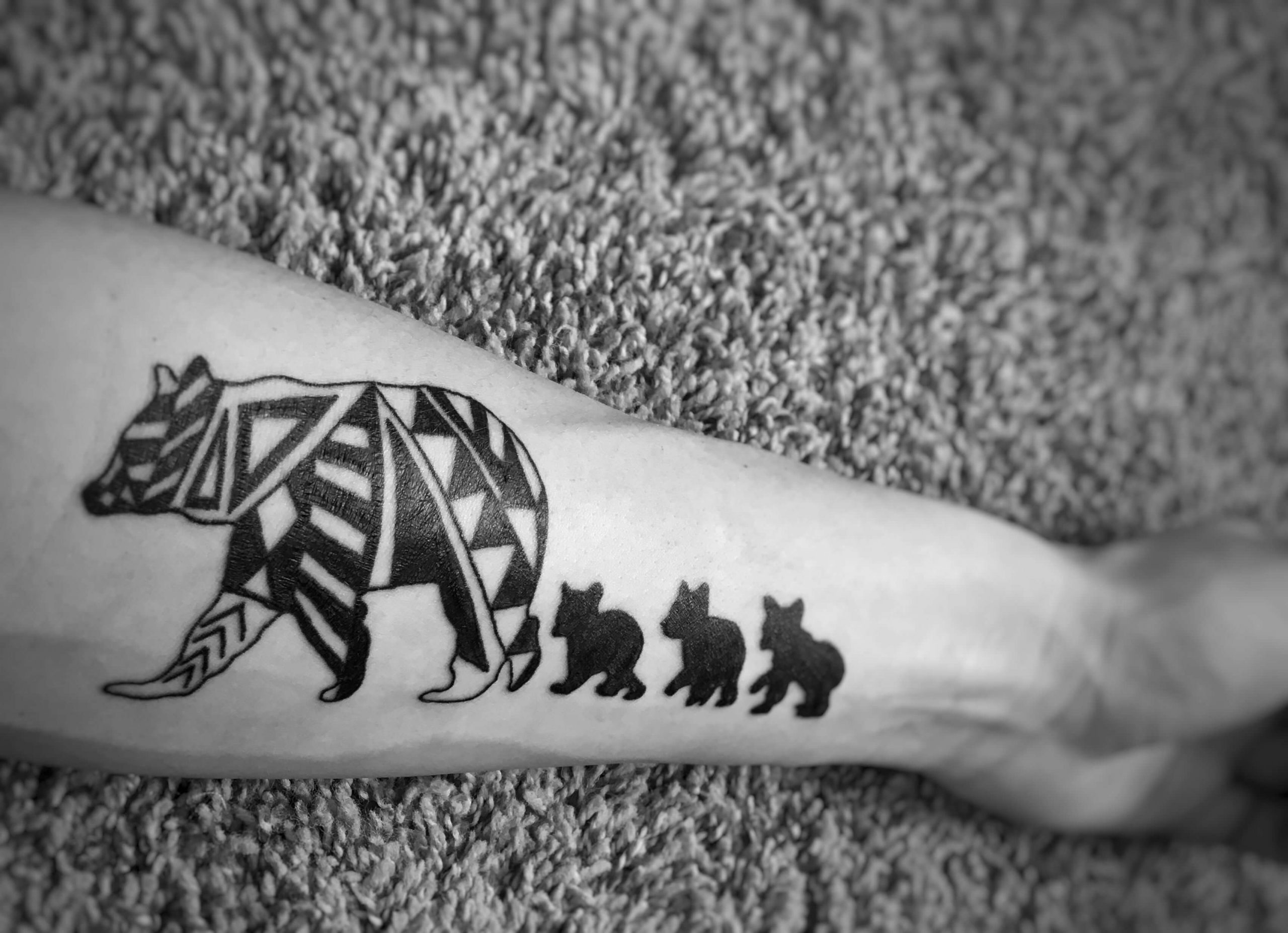 10+ Cutest Momma Bear Tattoo Designs | PetPress